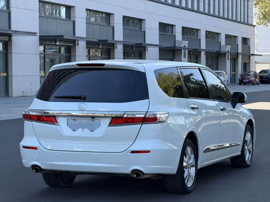 Honda Odyssey — миниатюра 6