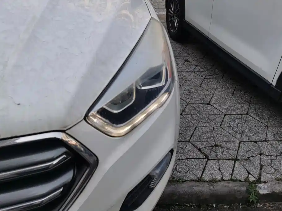 Ford Kuga — миниатюра 5