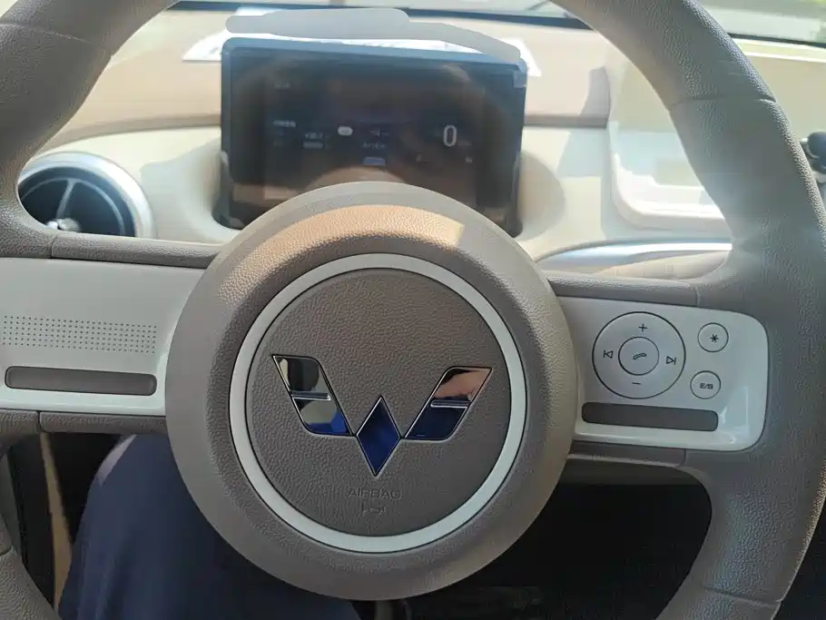Wuling MINIEV — миниатюра 15