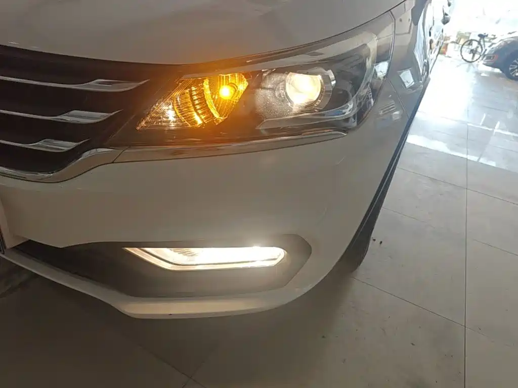 Baojun 310W — миниатюра 24
