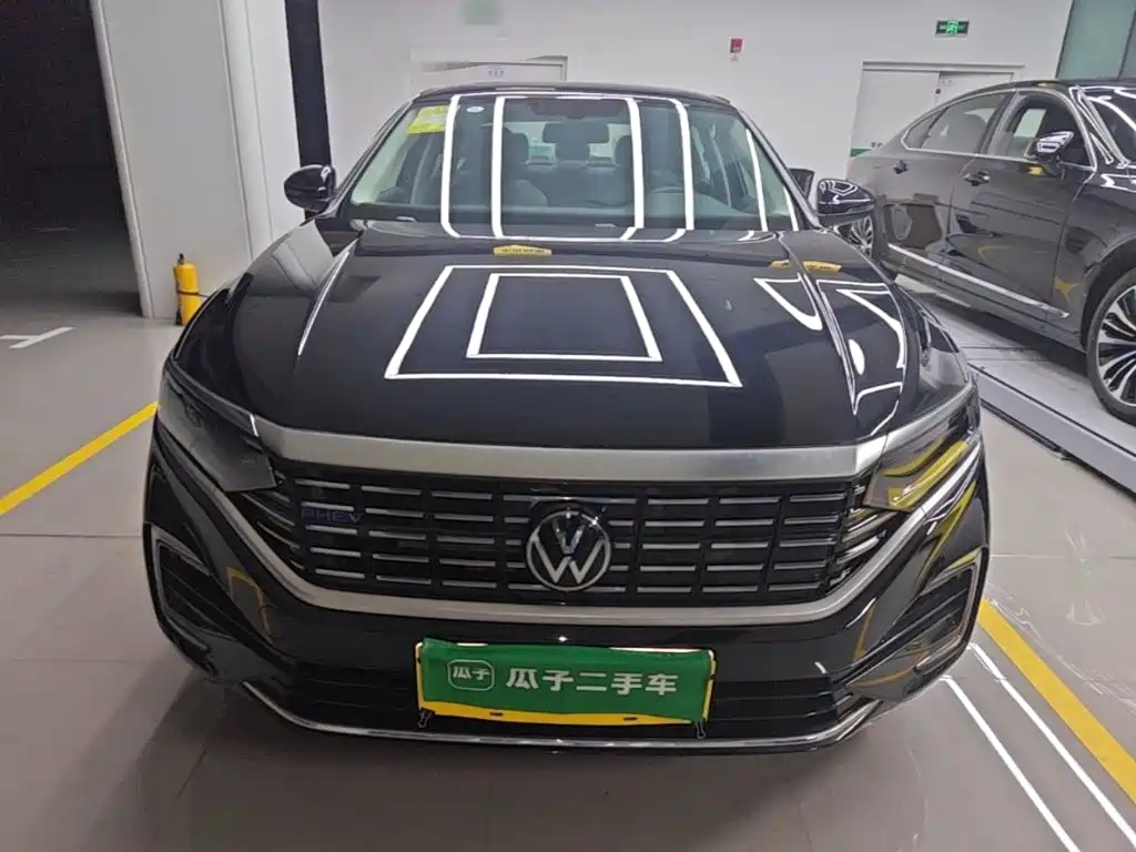 Volkswagen Passat PHEV — миниатюра 3
