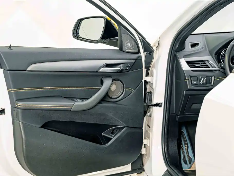 BMW X2 — миниатюра 15