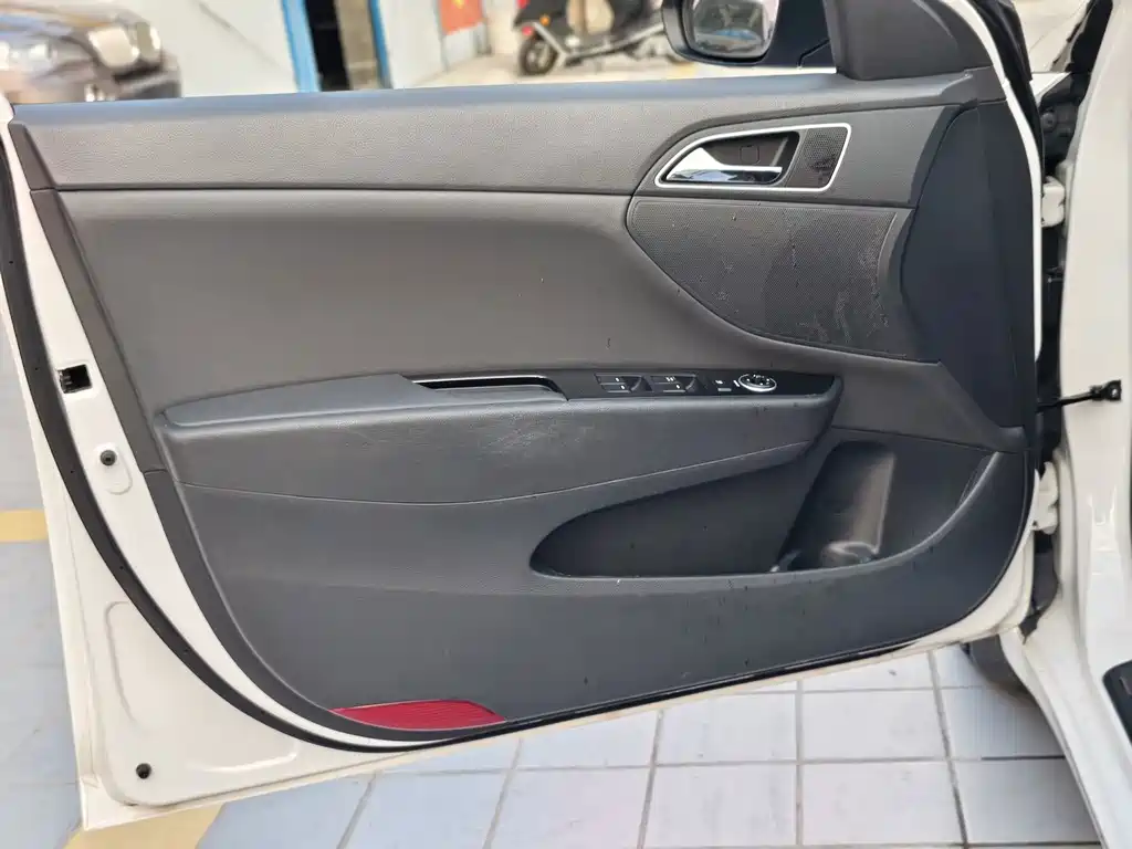 Hyundai Mistra — миниатюра 12