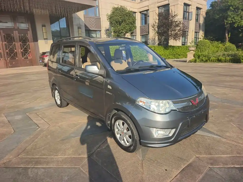 Wuling Hongguang — миниатюра 4