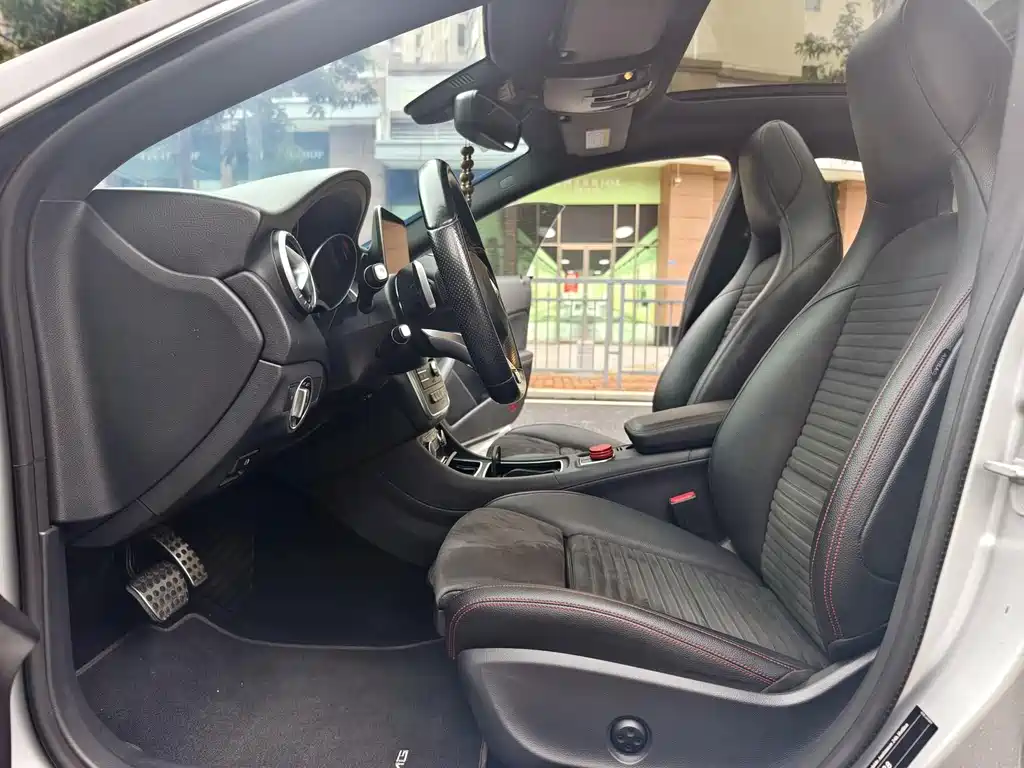 Mercedes-Benz CLA (Import) — миниатюра 4