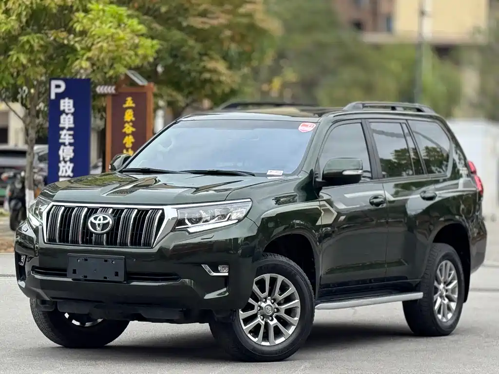 TOYOTA PRADO
