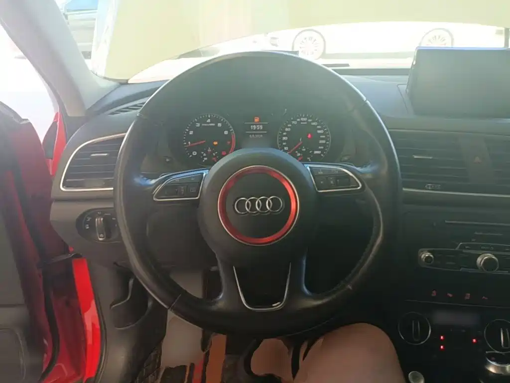 Audi Q3 — миниатюра 11