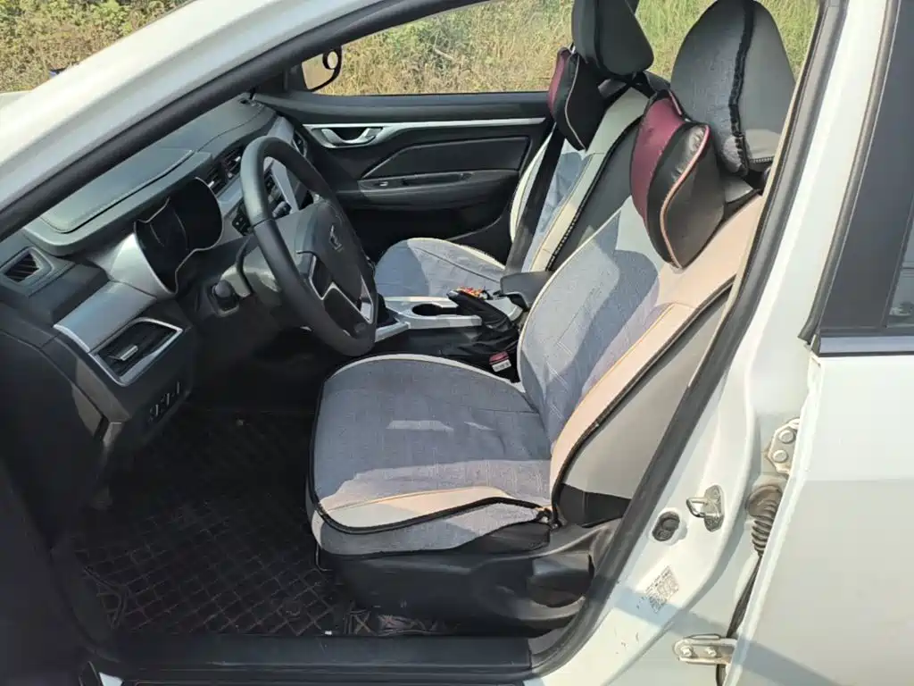 Geely Vision — миниатюра 15