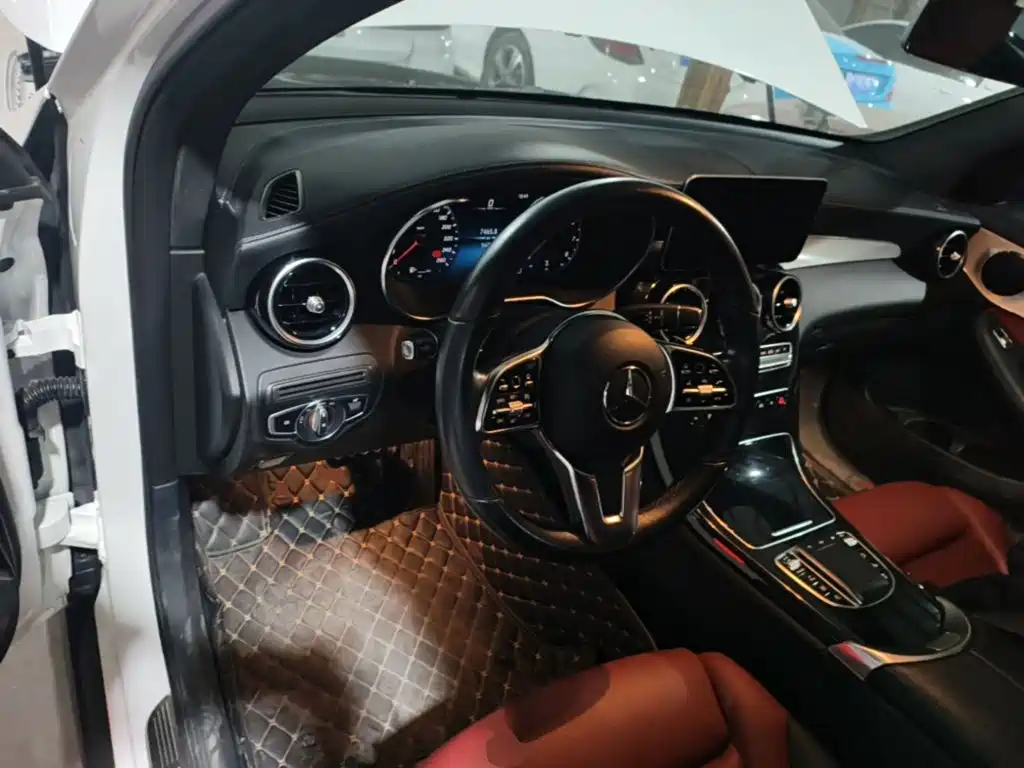 Mercedes-Benz GLC Coupe — миниатюра 10