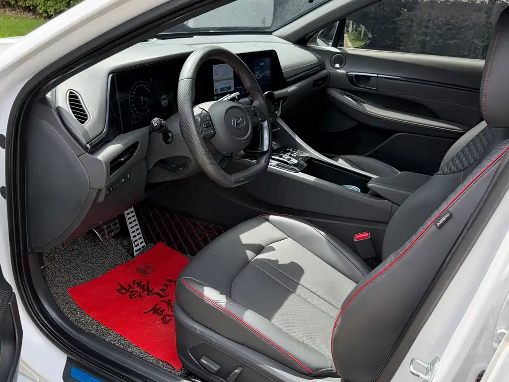 Hyundai Sonata — миниатюра 10