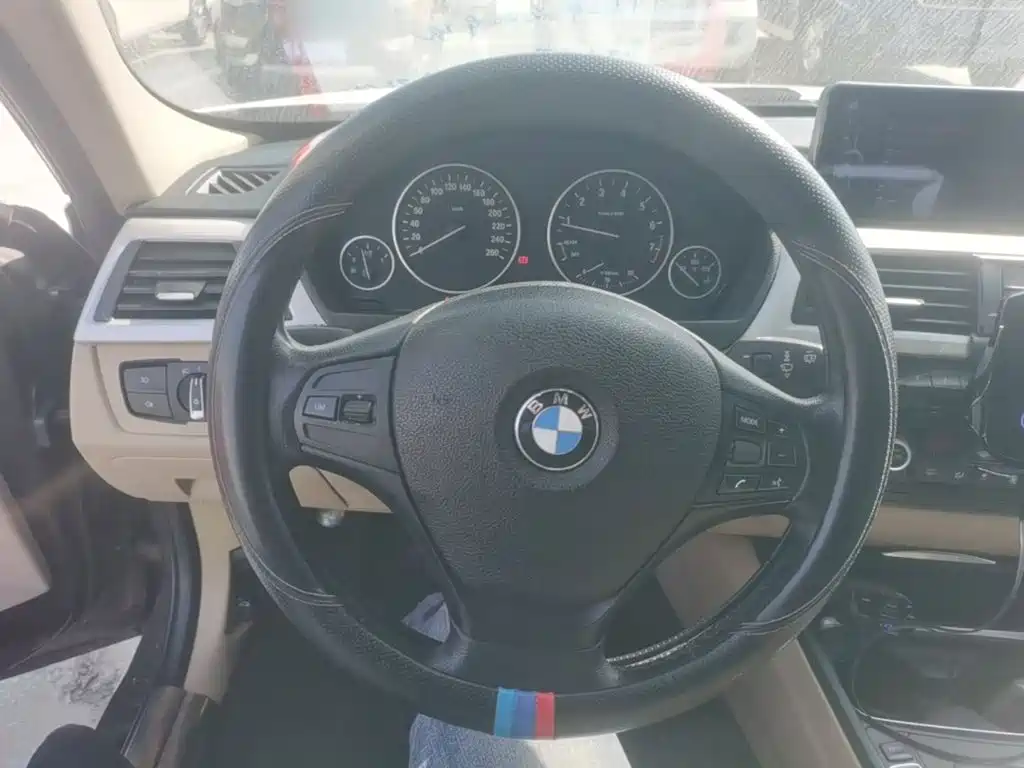 BMW 3 Series — миниатюра 7