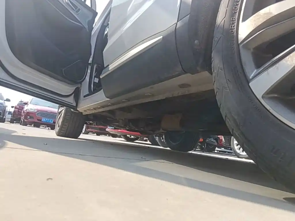 Roewe RX5 MAX — миниатюра 22