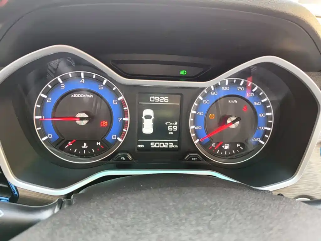 Geely Vision X3 — миниатюра 12