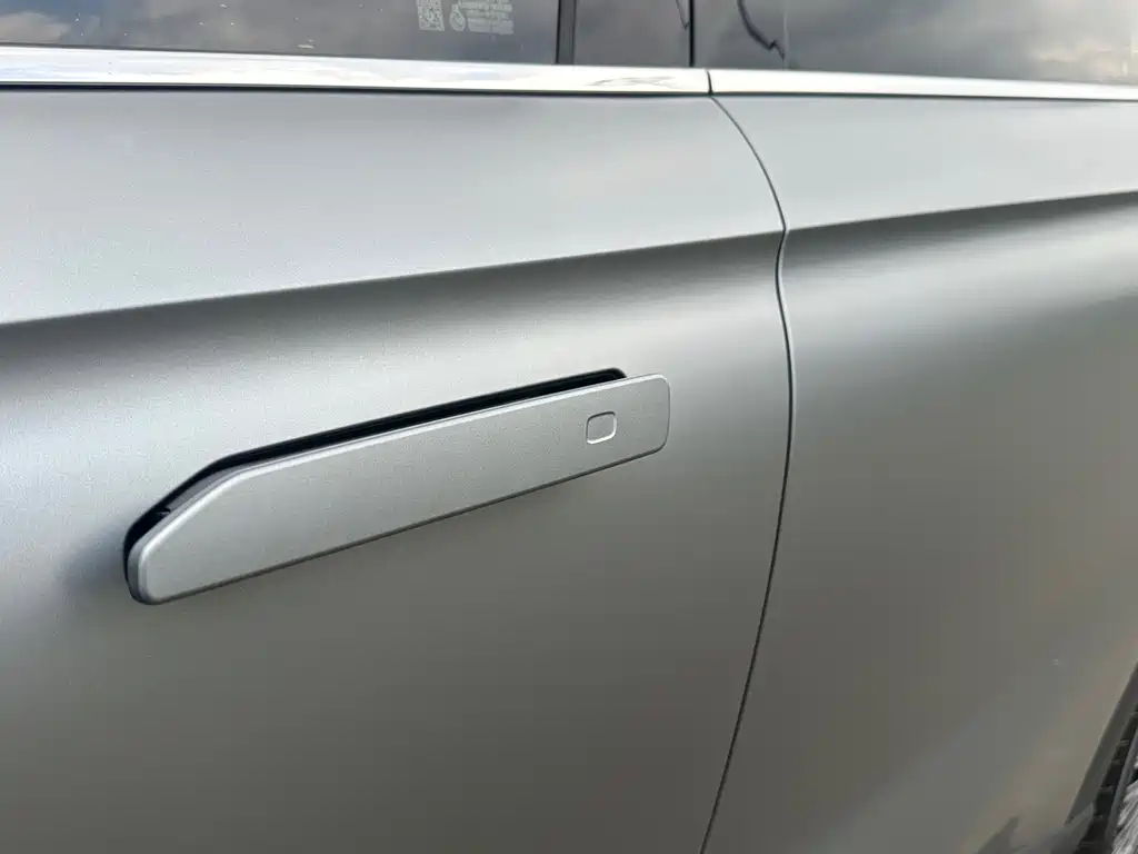 Chery Tiggo 8L 8L 2024 2.0T Luxury 5 мест