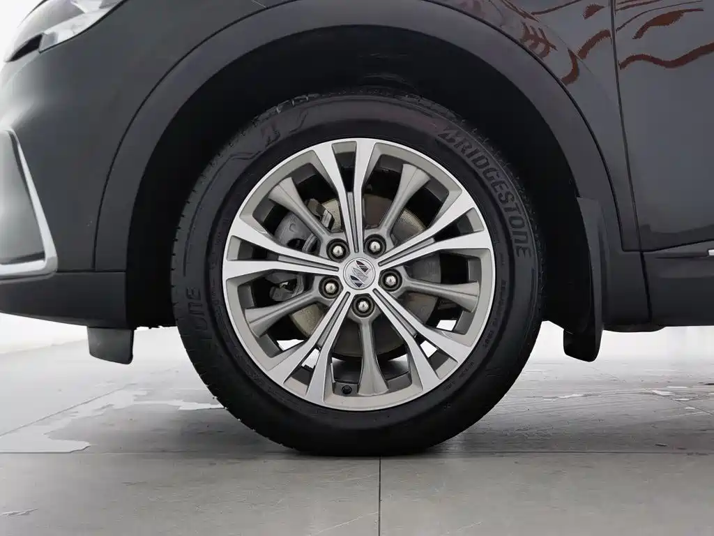 Buick Envision Plus — миниатюра 17