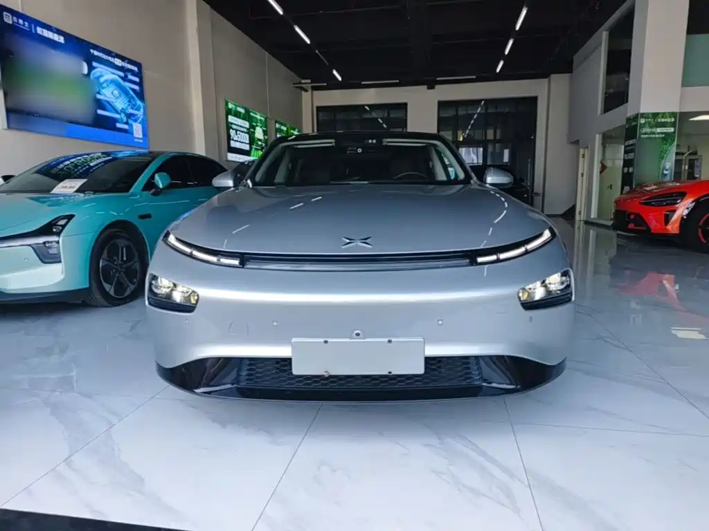 XPeng P7 — миниатюра 3