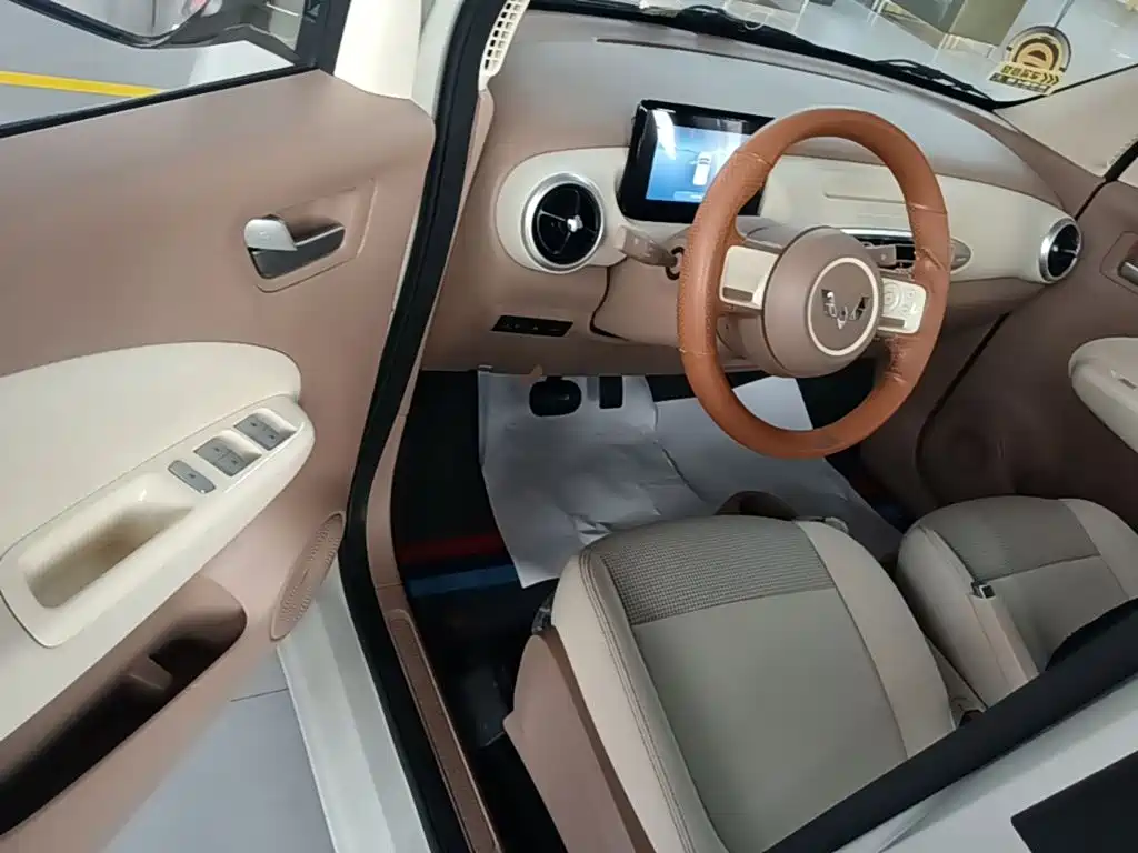 Wuling MINIEV — миниатюра 16