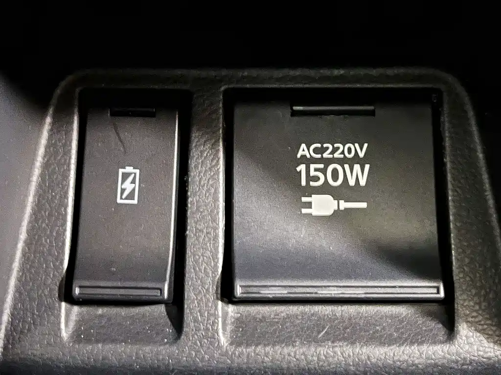 Mitsubishi Pajero Sport (Import) — миниатюра 14