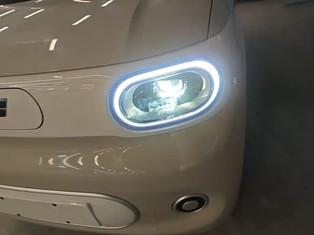 Wuling MINIEV — миниатюра 24