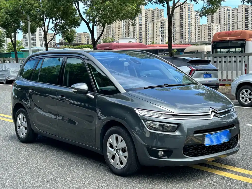 Citroen C4 Picasso — миниатюра 3