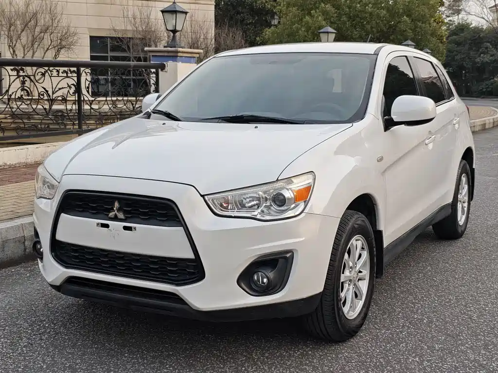 Mitsubishi ASX 2015