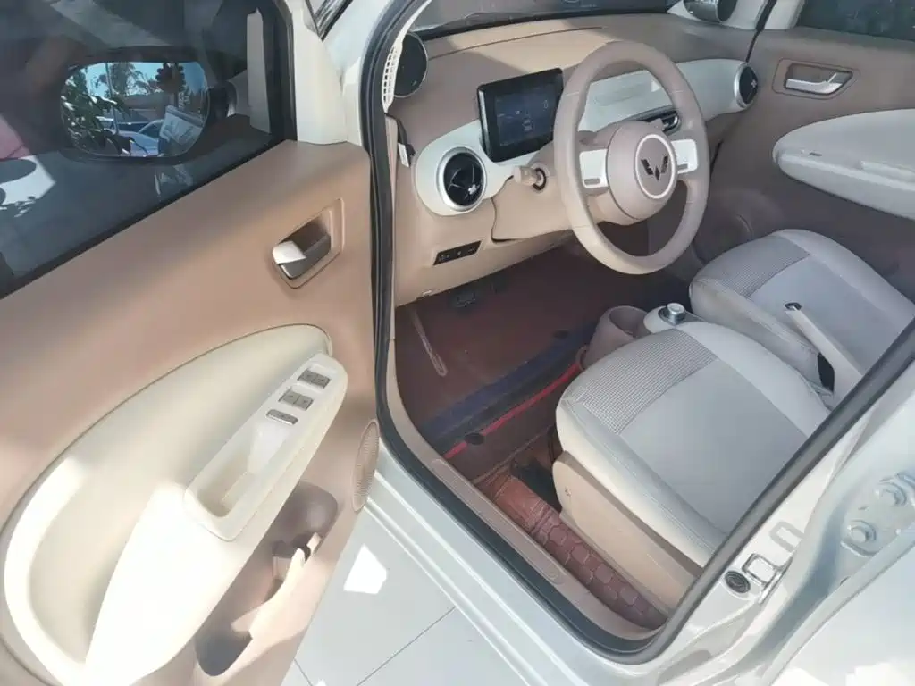 Wuling MINIEV — миниатюра 16