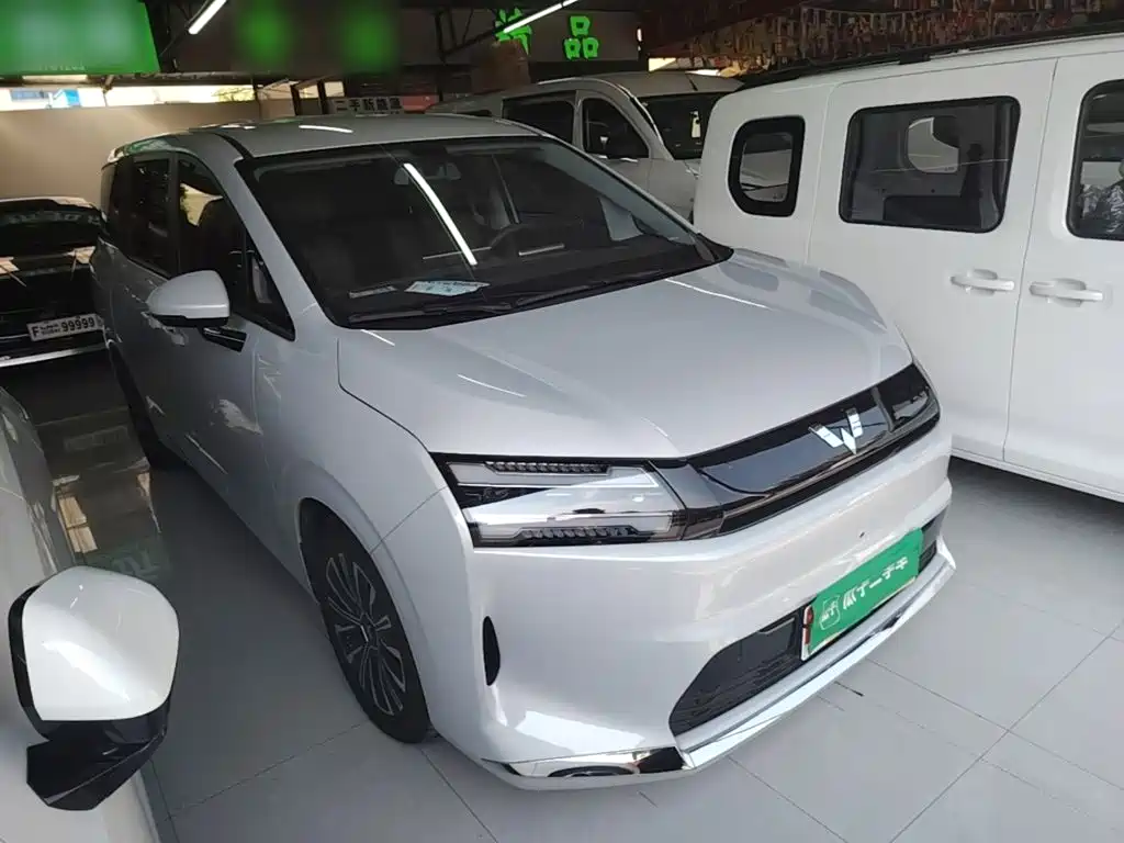 Wuling Xingguang 730 New Energy — миниатюра 4