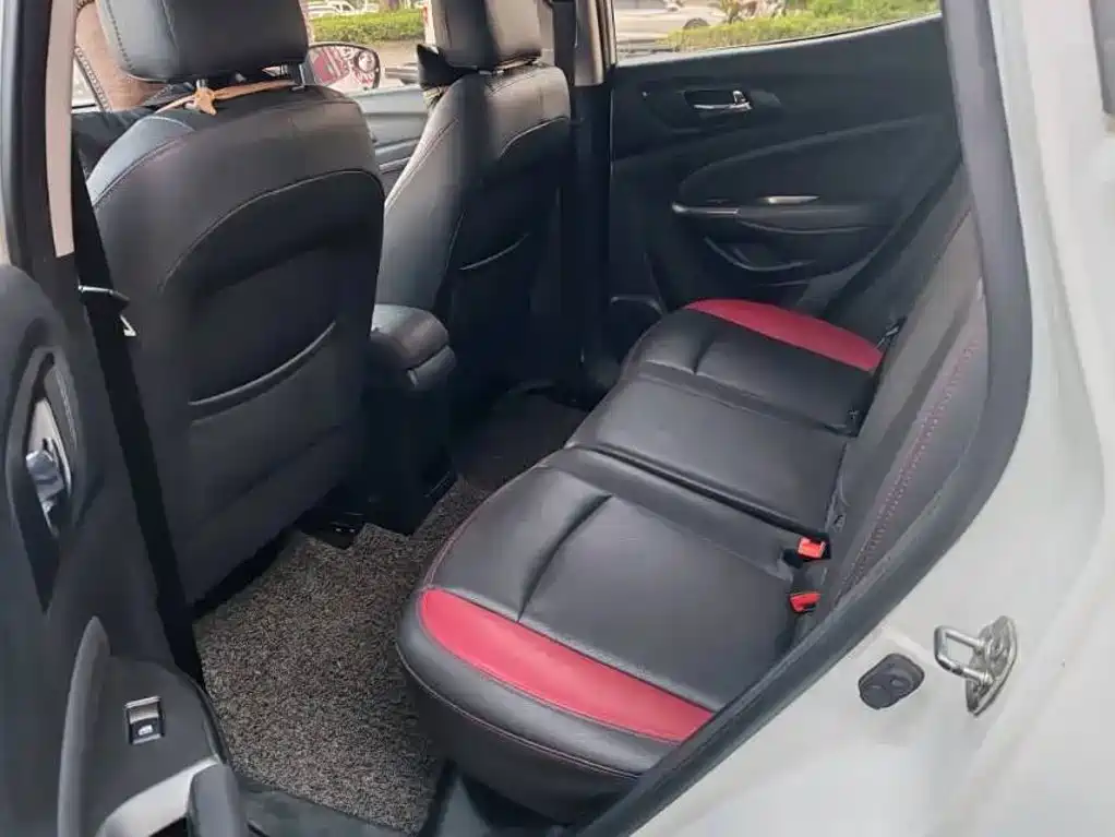 Changan CS15 — миниатюра 6