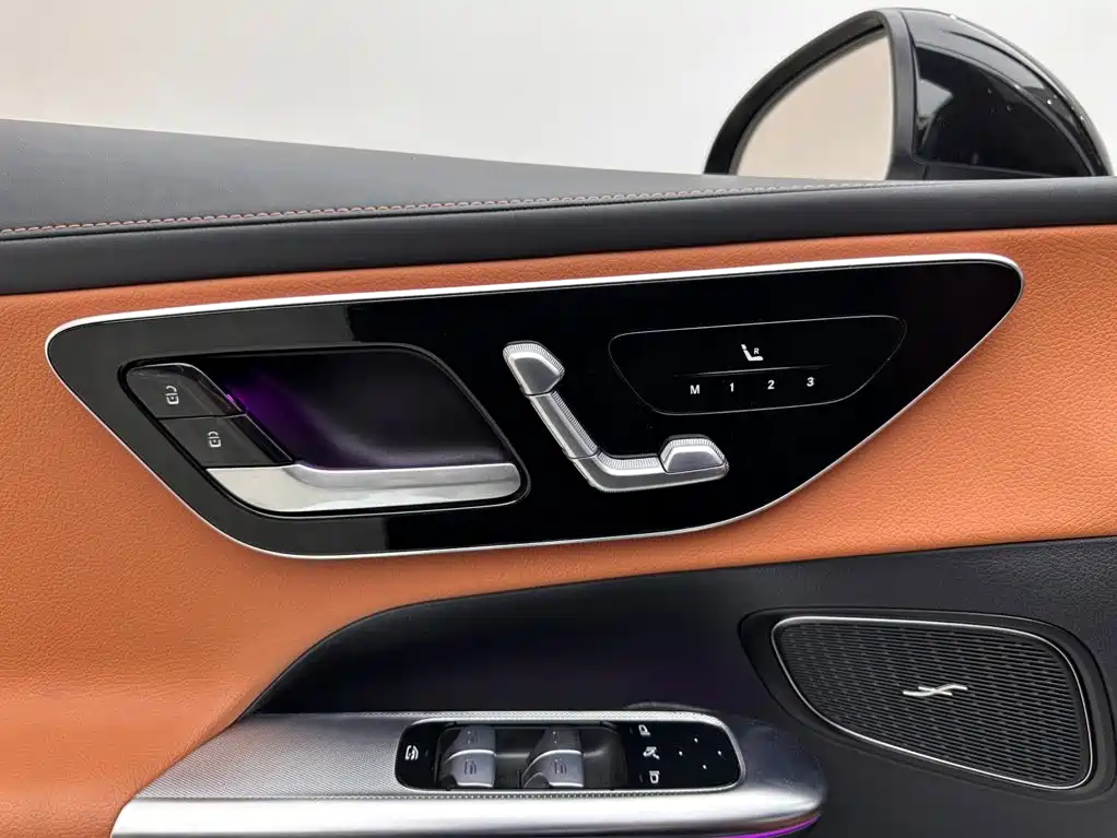 Mercedes-Benz GLC — миниатюра 15