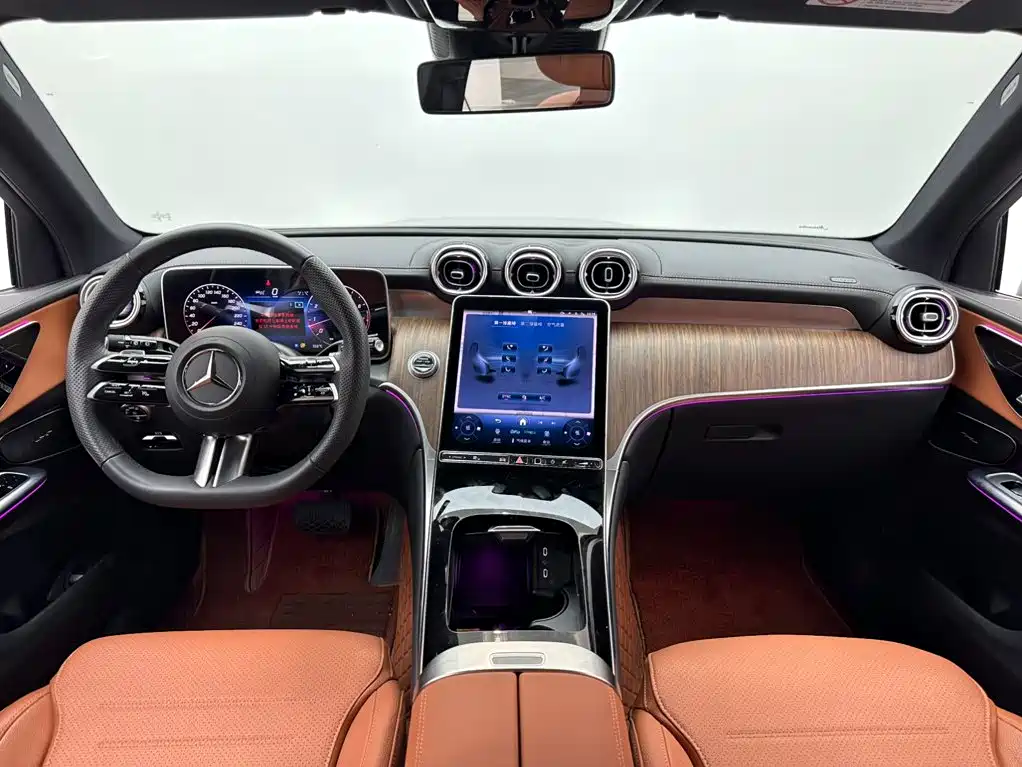 Mercedes-Benz GLC — миниатюра 10
