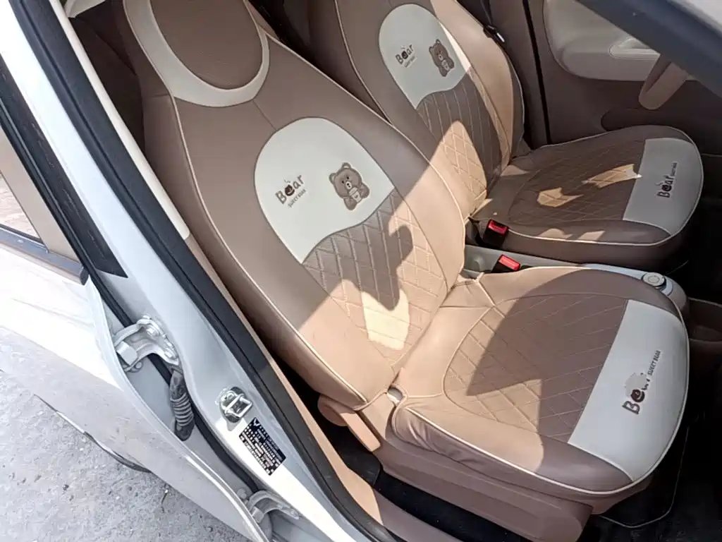 Wuling MINIEV — миниатюра 25