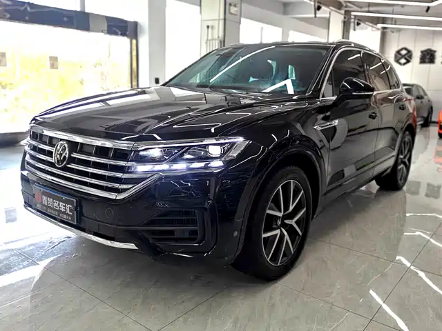 VOLKSWAGEN TOUAREG 2020