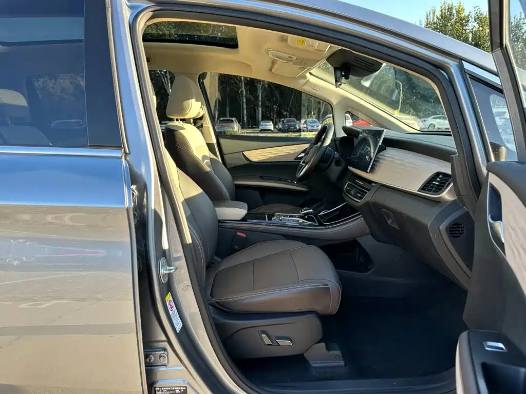 BYD MAX New Energy — миниатюра 16