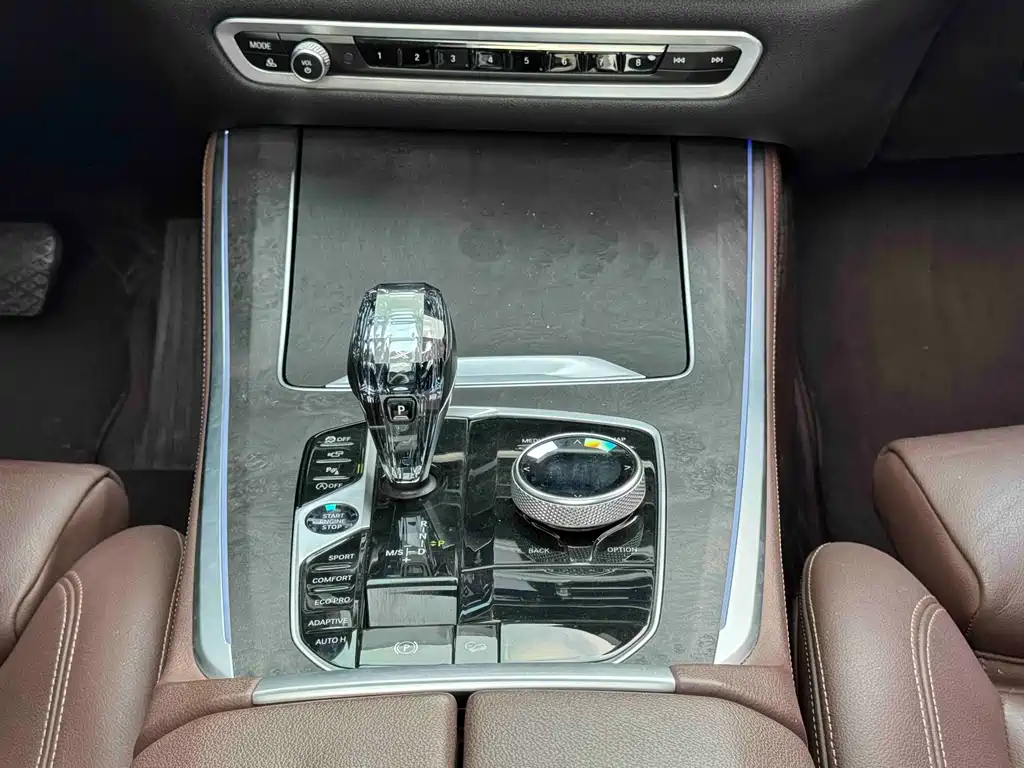 BMW X5 (Import) — миниатюра 11