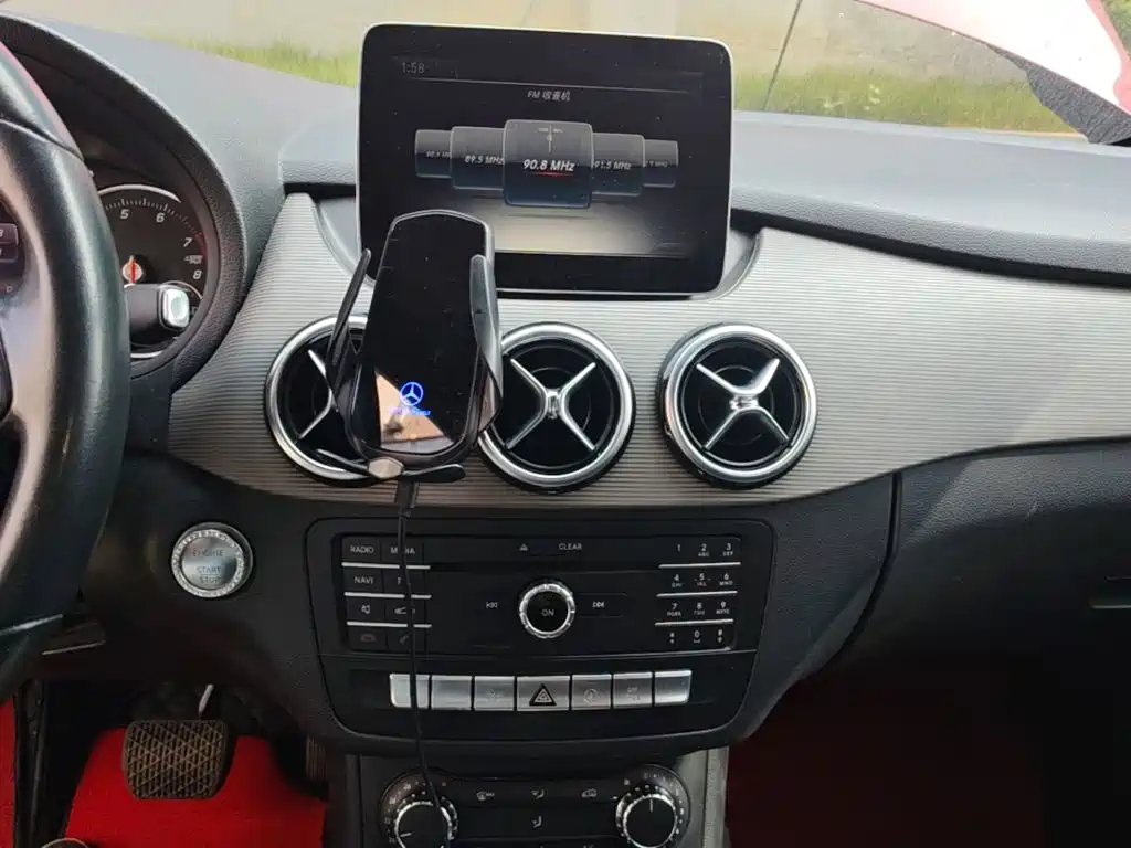 Mercedes-Benz B-Class — миниатюра 13