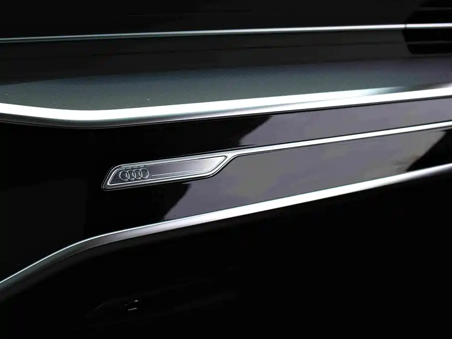 Audi A7L — миниатюра 10