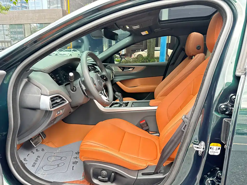 Jaguar XEL — миниатюра 5