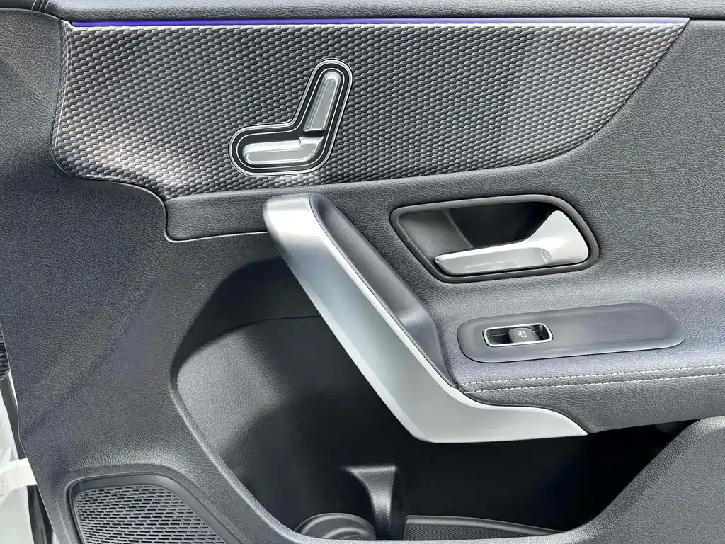 Mercedes-Benz A-Class — миниатюра 15