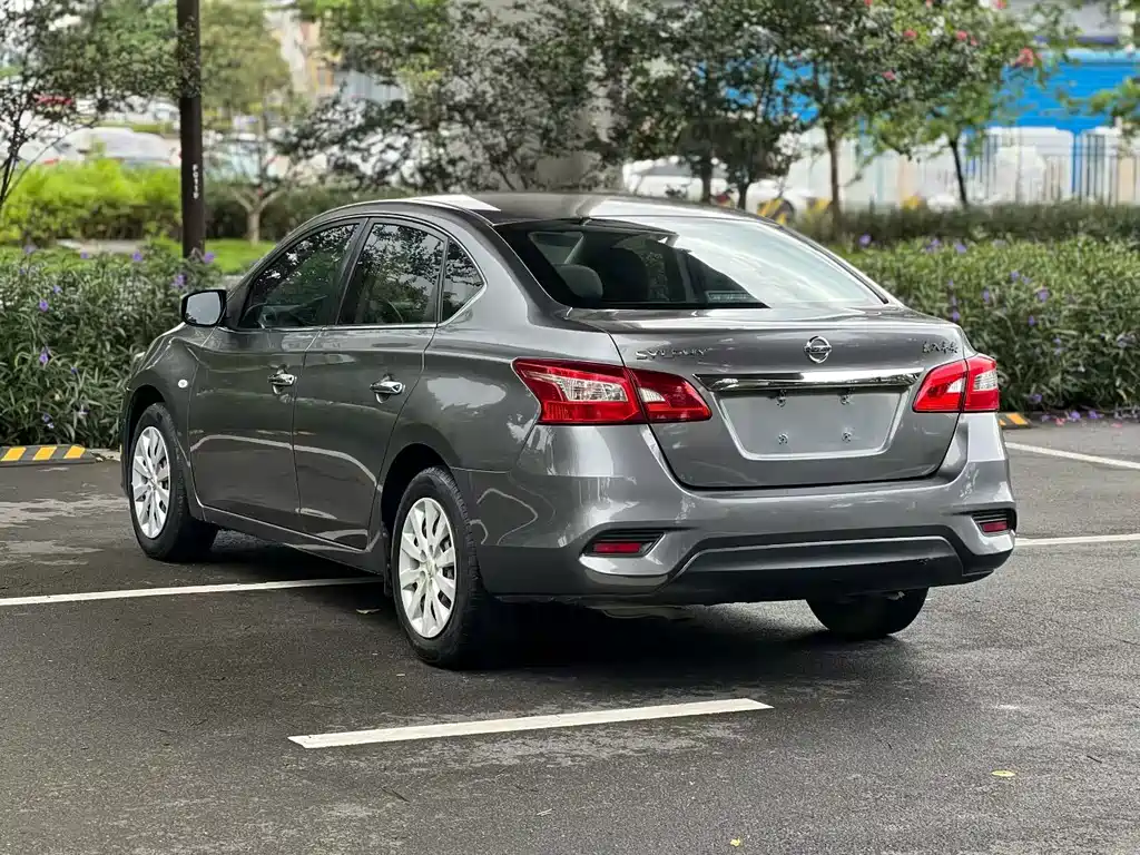 Nissan Sylphy — миниатюра 6