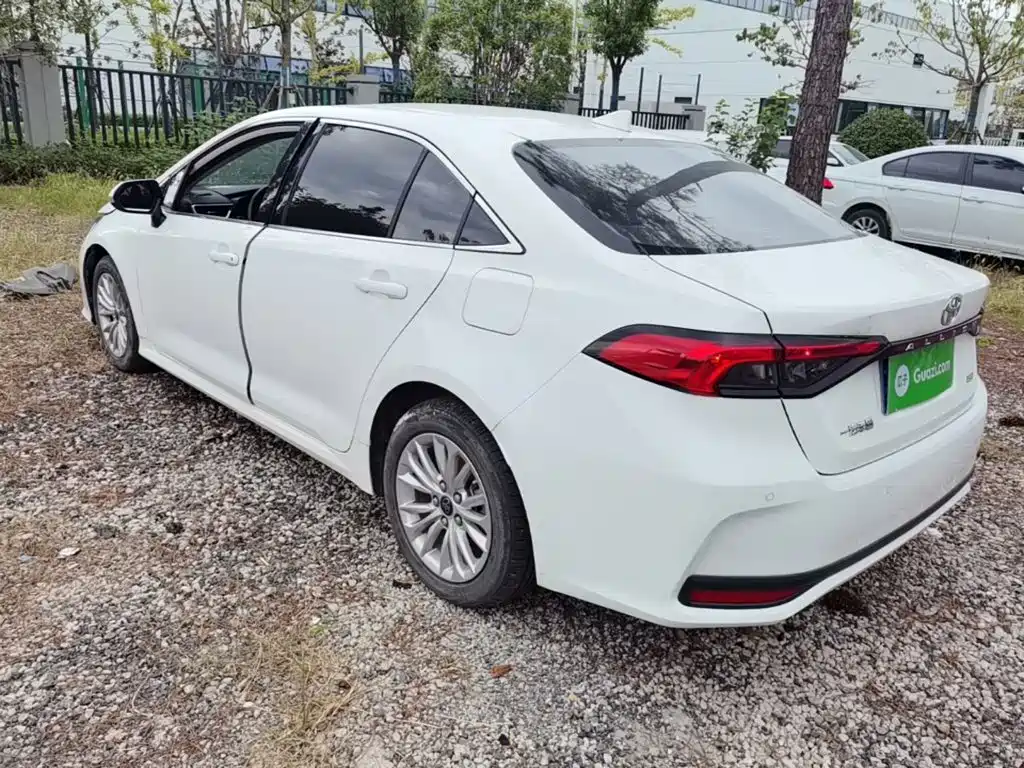 Toyota Allion — миниатюра 5