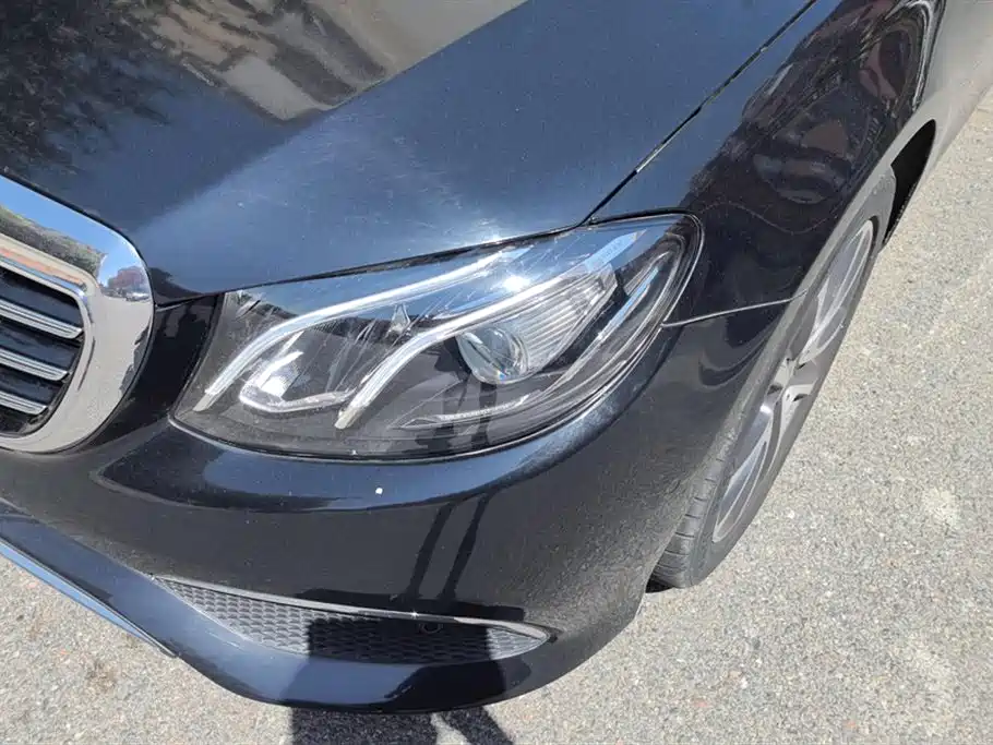 MERCEDES-BENZ  E CLASS
