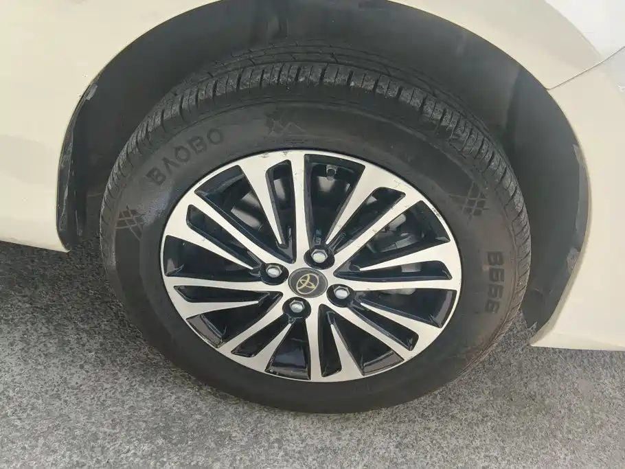 Toyota Vios FS — миниатюра 6