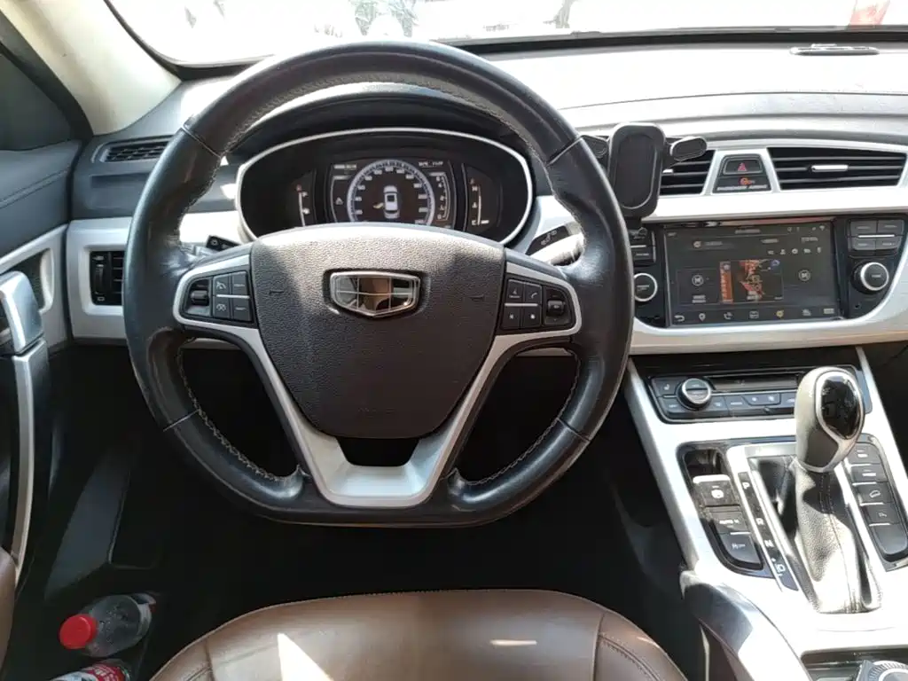 Geely Boyue — миниатюра 11