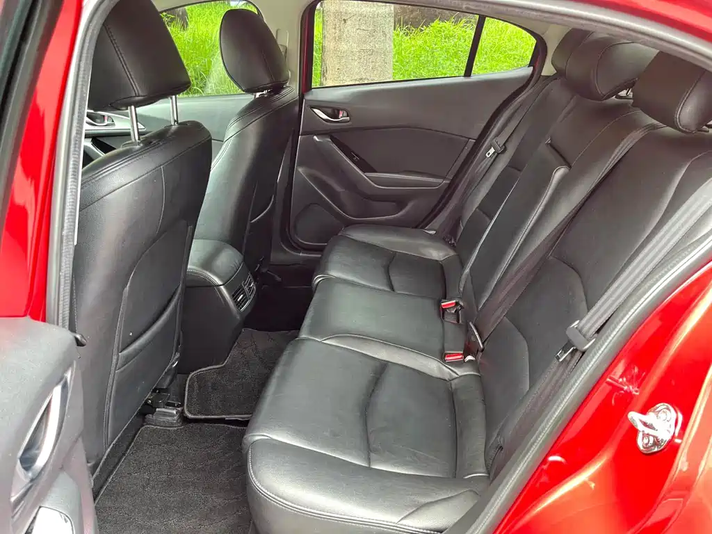 Mazda 3 Axela — миниатюра 7