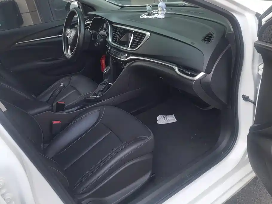Buick Excelle — миниатюра 8