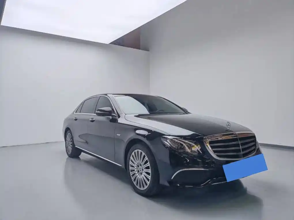 MERCEDES-BENZ  E CLASS