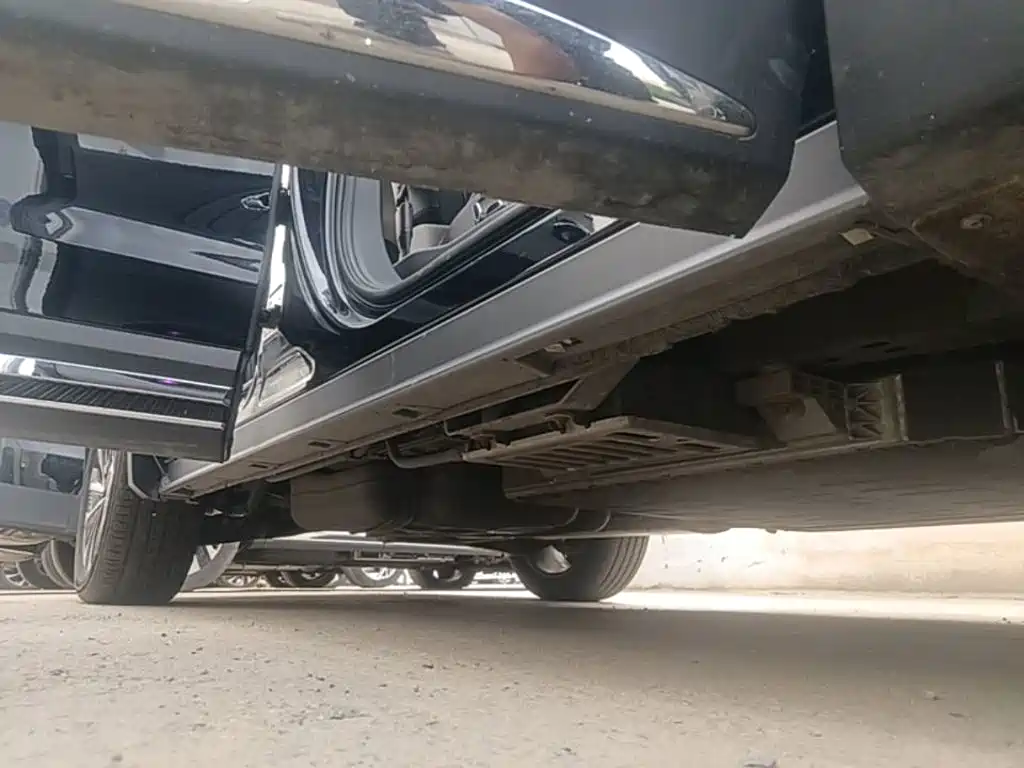 Hongqi Hongqi HS7 PHEV — миниатюра 21