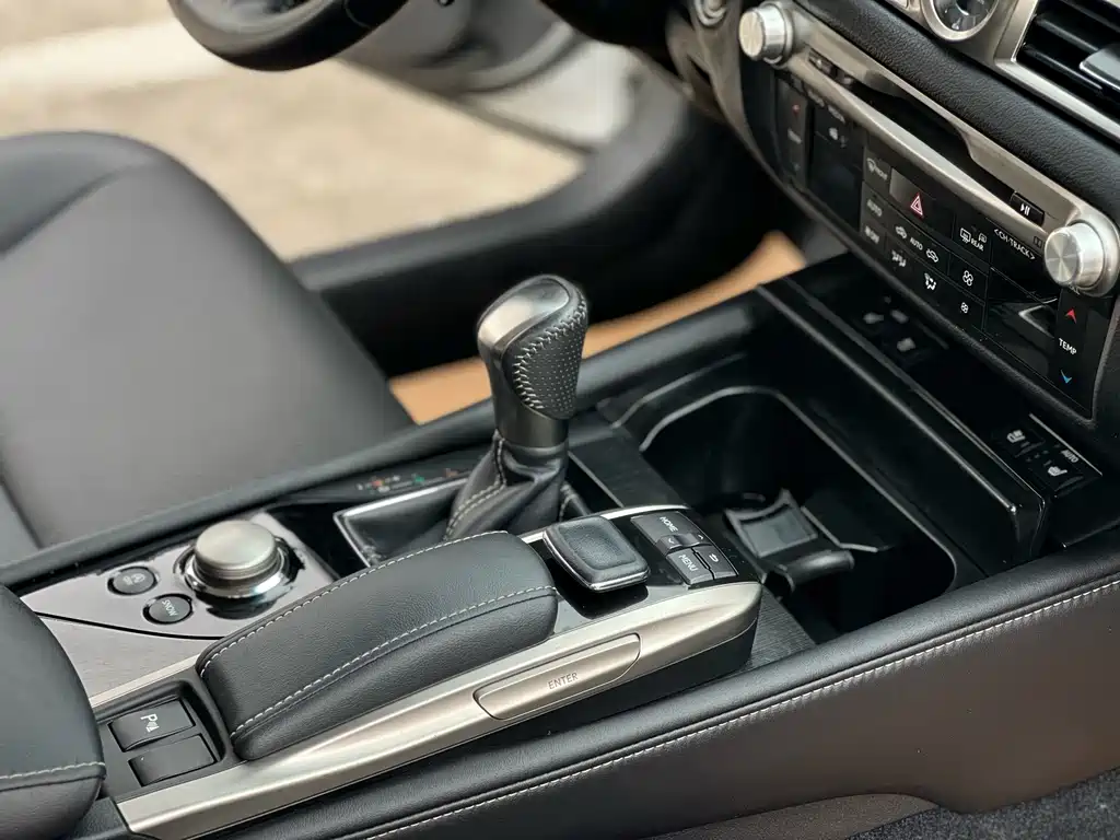 Lexus GS — миниатюра 9
