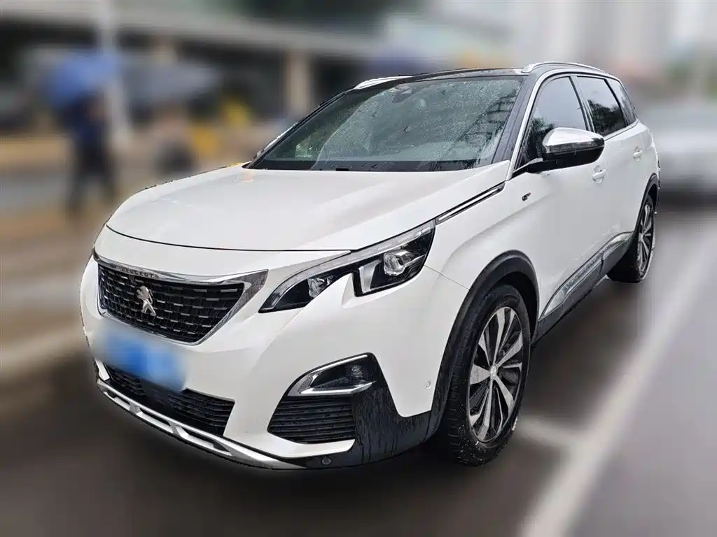 Купить Peugeot 5008