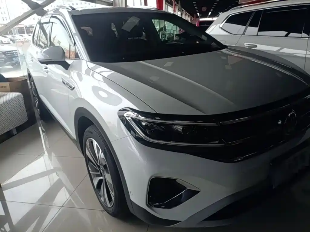 Volkswagen Talagon — миниатюра 4